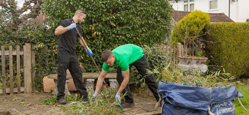 Gardeners in Fulham – Best choice is Fantastic Services